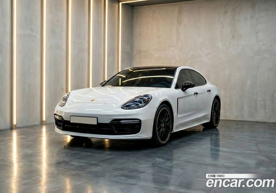 Porsche Panamera 2020