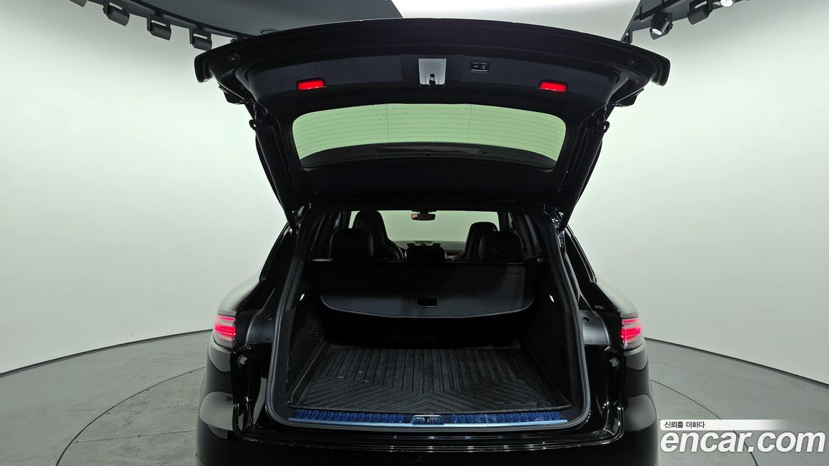 Porsche Cayenne 2023