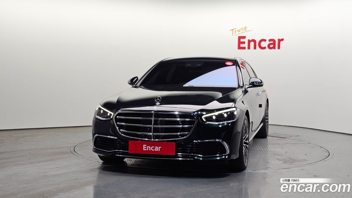 Mercedes-Benz S-Class 2021