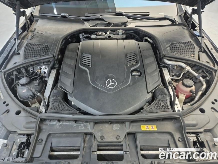 Mercedes-Benz S-Class 2022