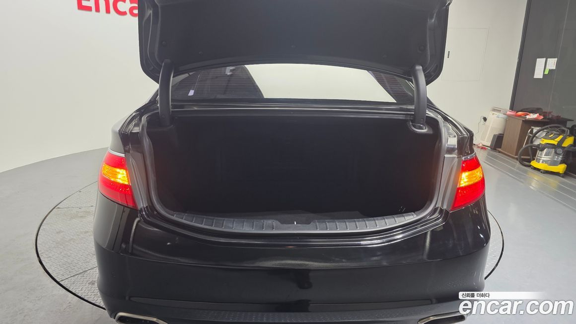 Hyundai Grandeur 2016