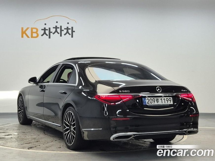 Mercedes-Benz S-Class 2022