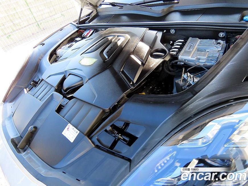 Porsche Cayenne 2022