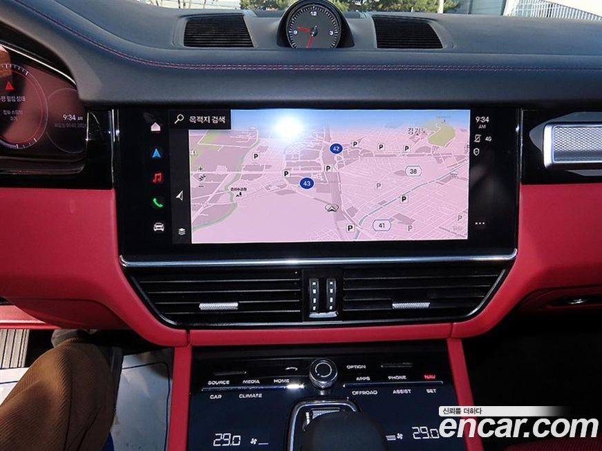 Porsche Cayenne 2022