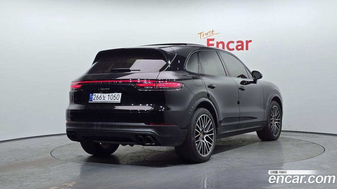 Porsche Cayenne 2023