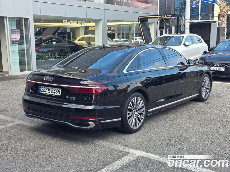 Audi A8 2022