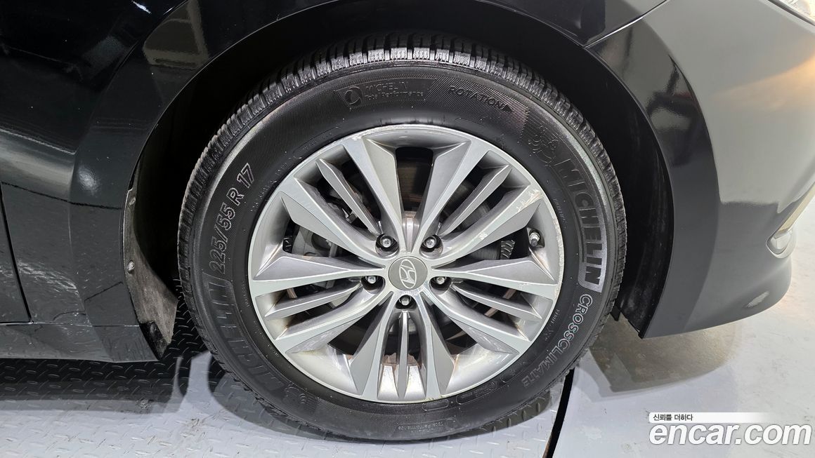 Hyundai Grandeur 2016