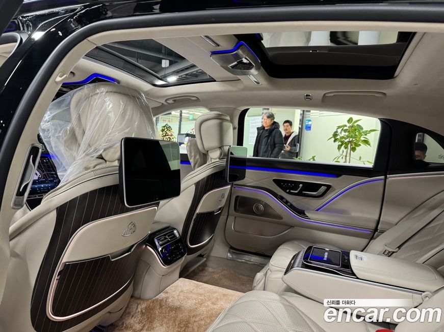 Mercedes-Benz S-Class 2022