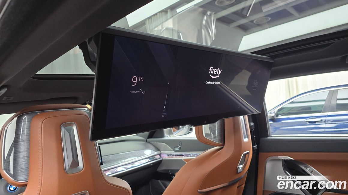 BMW i7 2024
