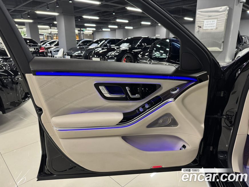 Mercedes-Benz S-Class 2022