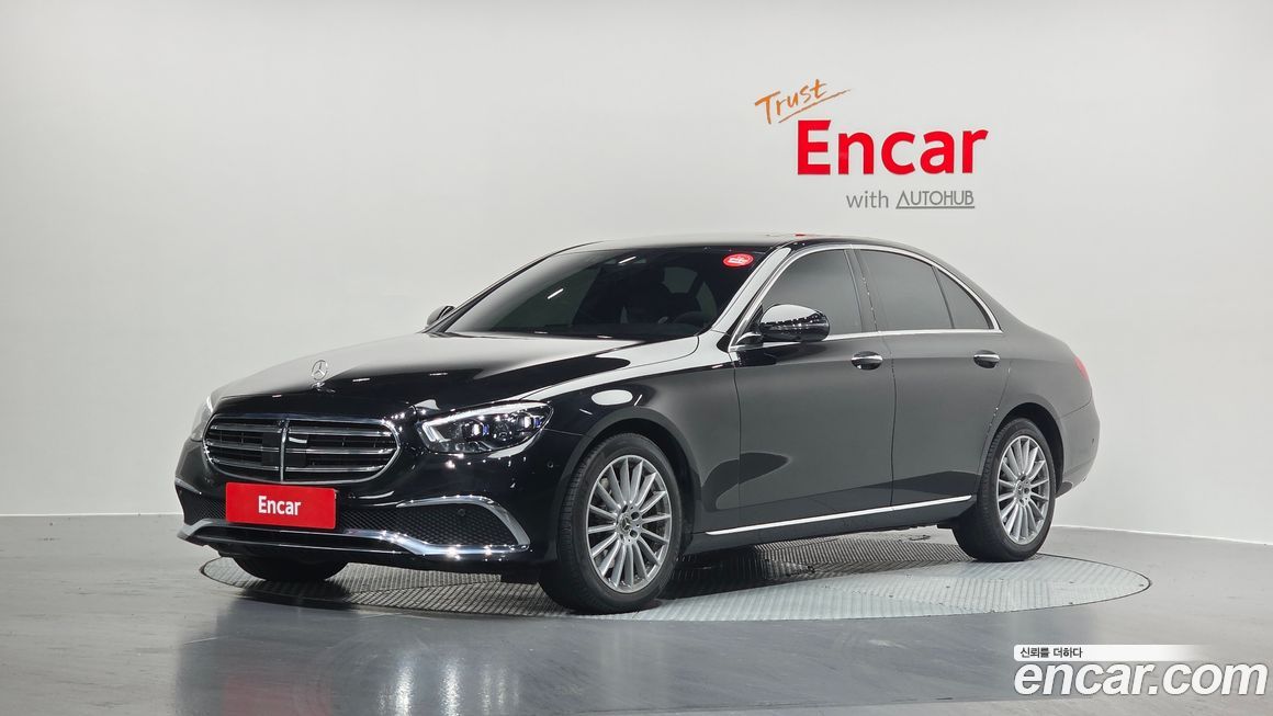 Mercedes-Benz E-Class 2023