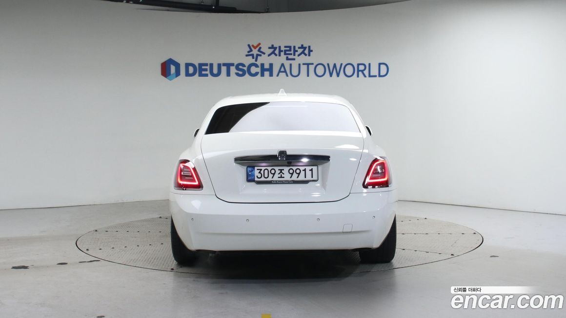 Rolls-Royce Ghost 2021