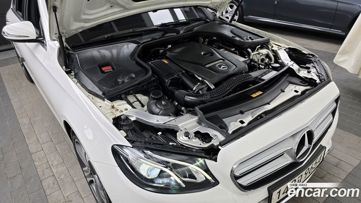 Mercedes-Benz E-Class 2019