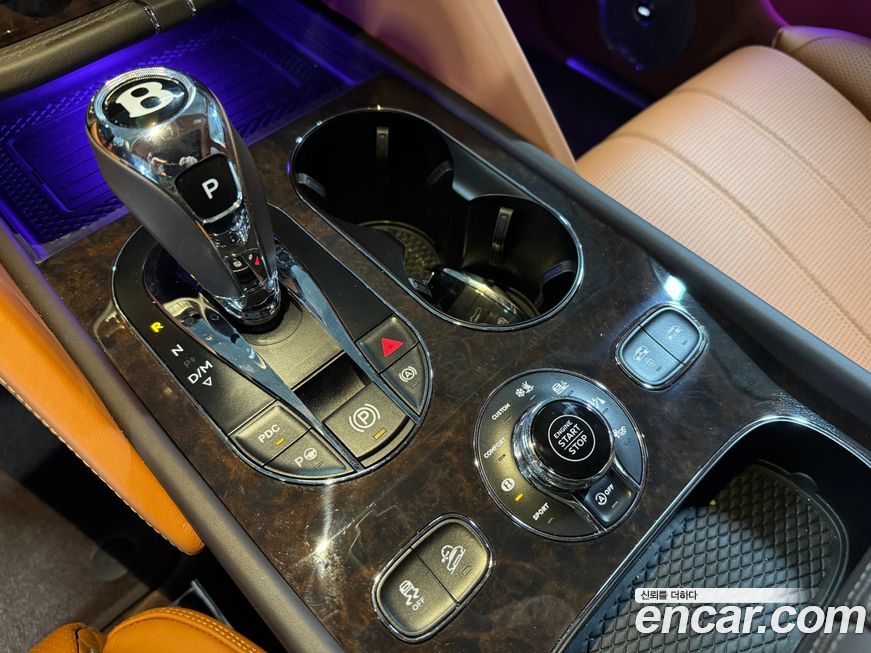 Bentley Bentayga 2021