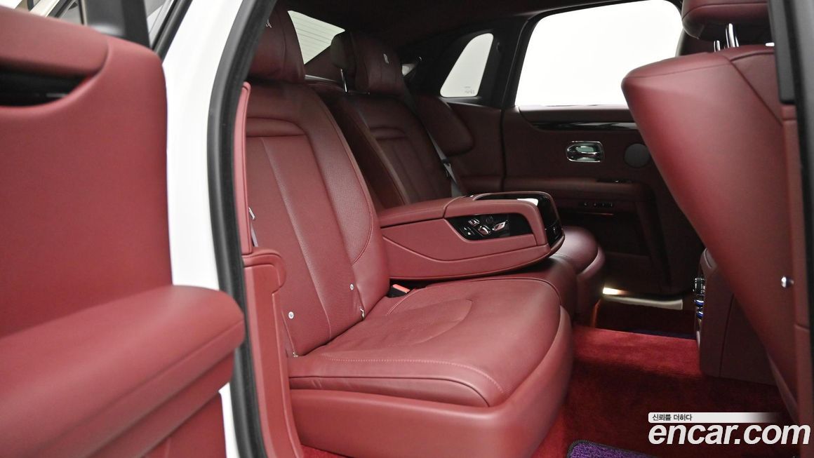 Rolls-Royce Ghost 2021