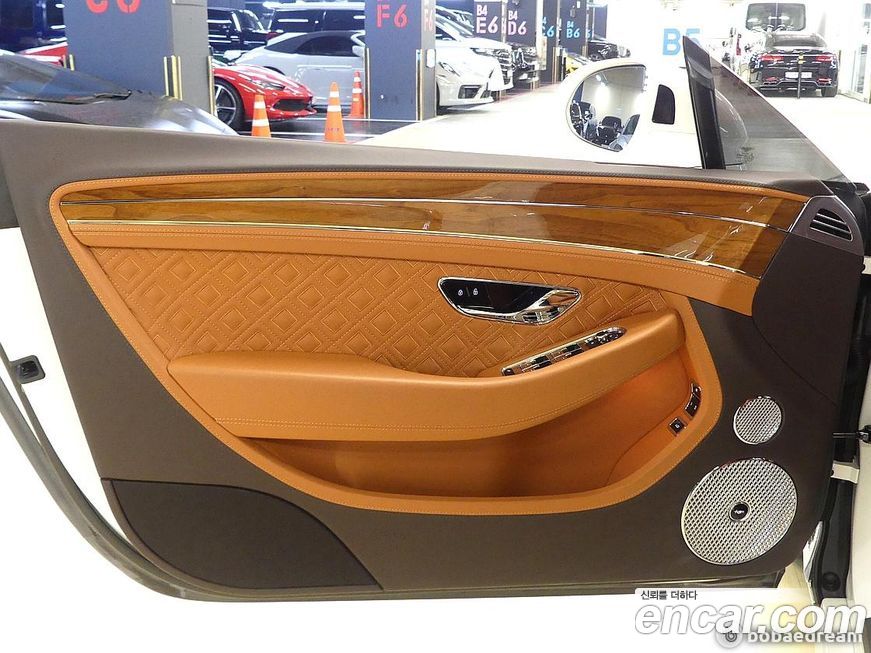 Bentley Continental 2022