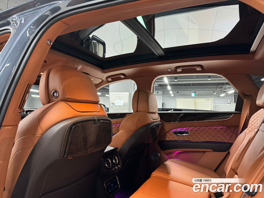 Bentley Bentayga 2021