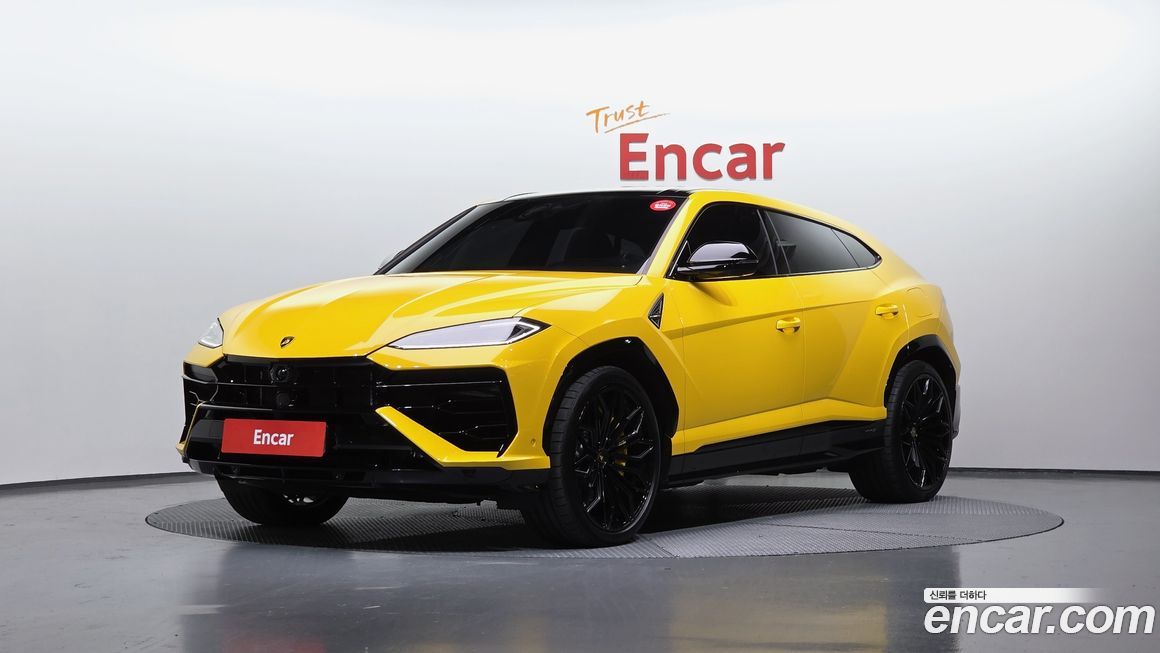 Lamborghini Urus 2025