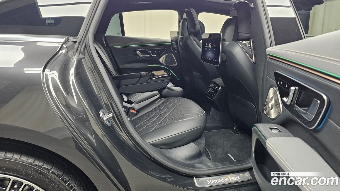 Mercedes-Benz EQS 2023