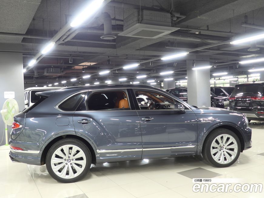 Bentley Bentayga 2021