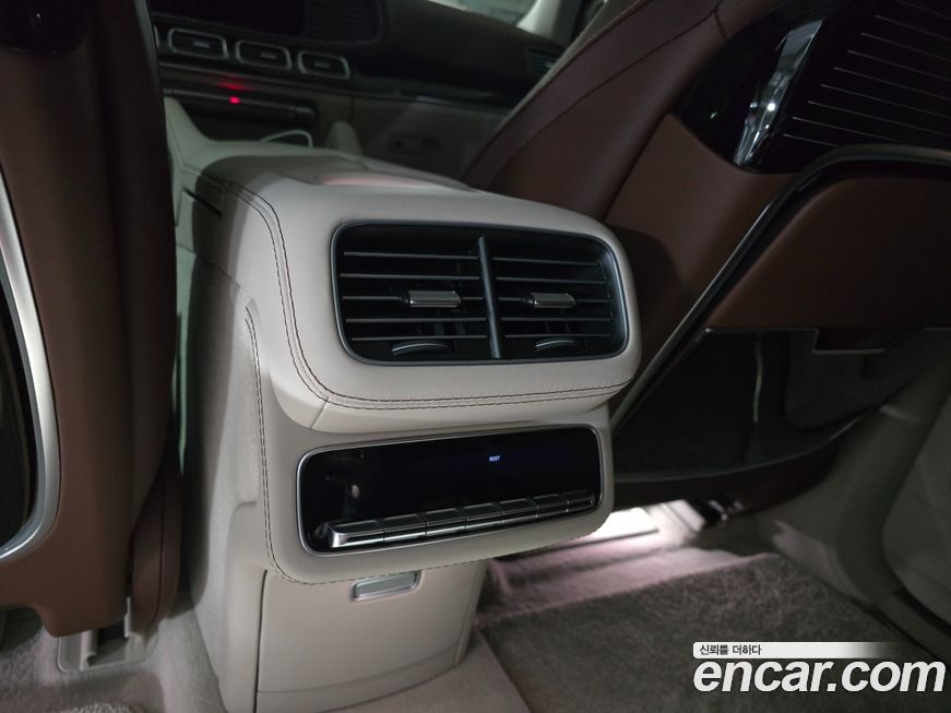 Mercedes-Benz GLS-Class 2025