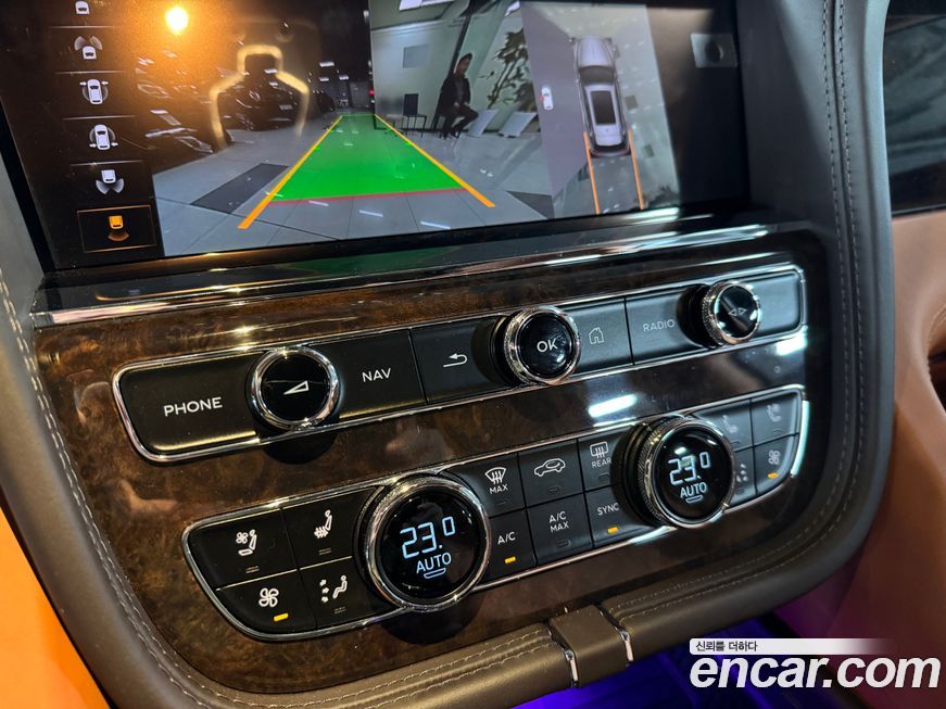 Bentley Bentayga 2021