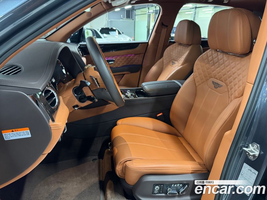 Bentley Bentayga 2021