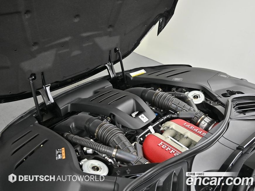 Ferrari Purosangue 2025