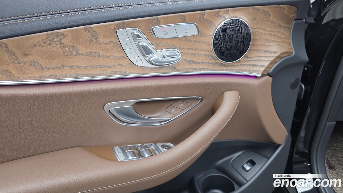 Mercedes-Benz E-Class 2023