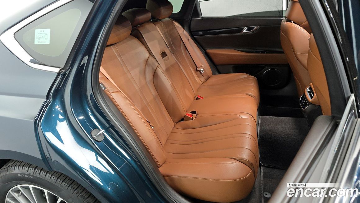 Genesis G80 2023