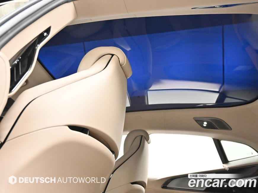 Ferrari Purosangue 2025