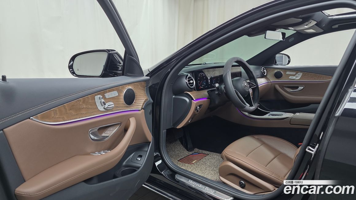 Mercedes-Benz E-Class 2023