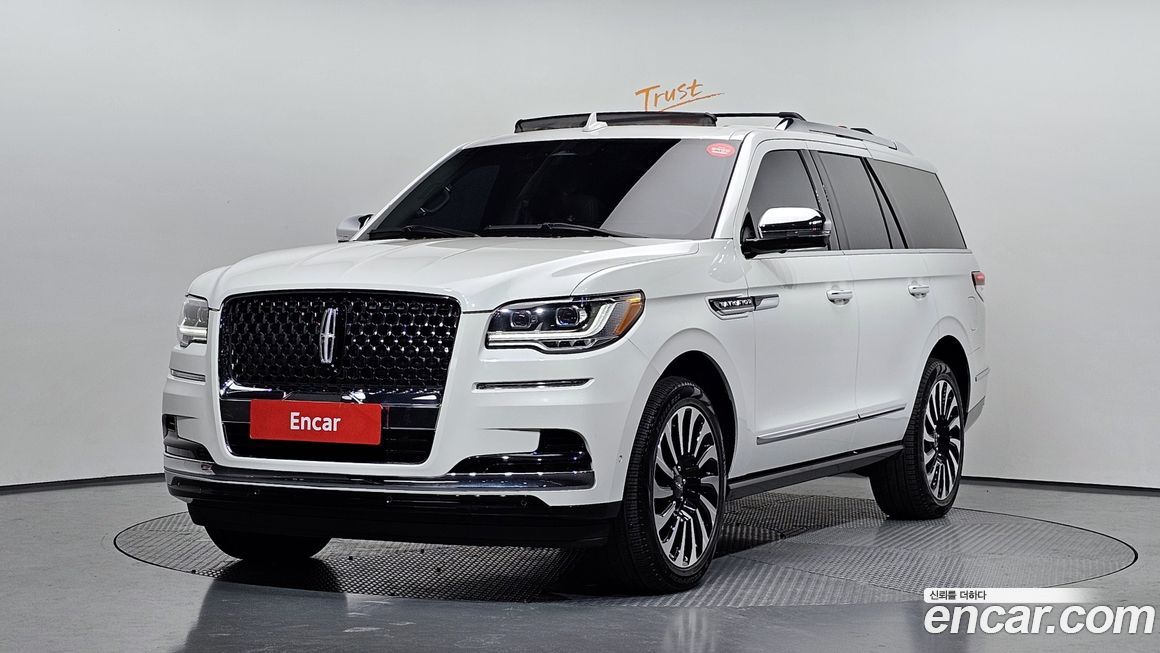 Lincoln Navigator 2023