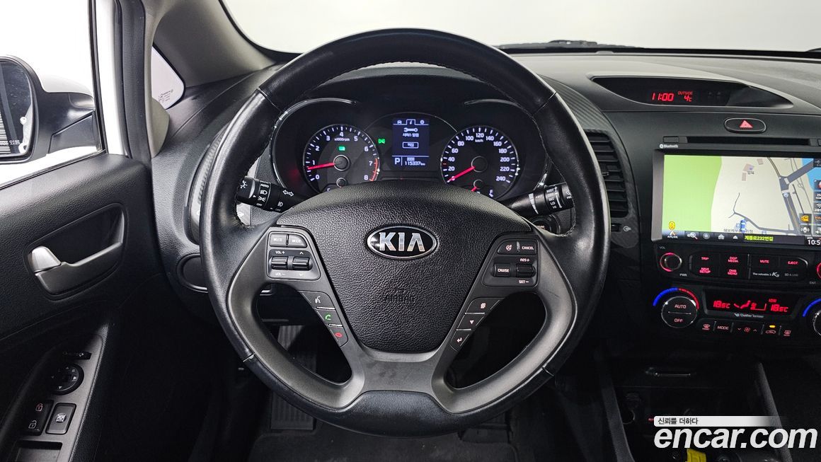 Kia K3 2015