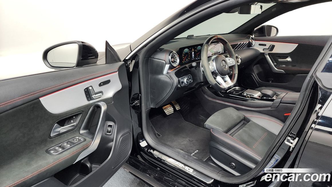 Mercedes-Benz CLA-Class 2021