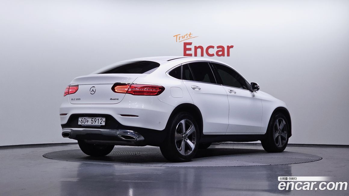Mercedes-Benz GLC-Class 2019
