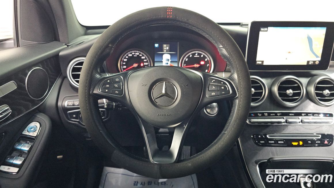 Mercedes-Benz GLC-Class 2019