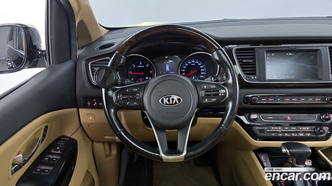 Kia Canival 2019