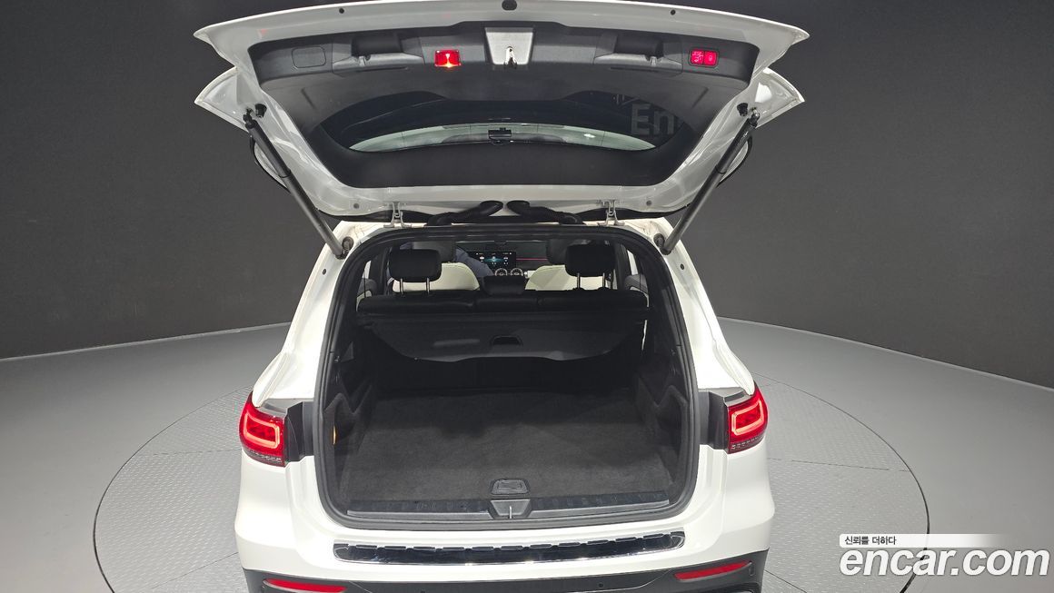 Mercedes-Benz GLB-Class 2020