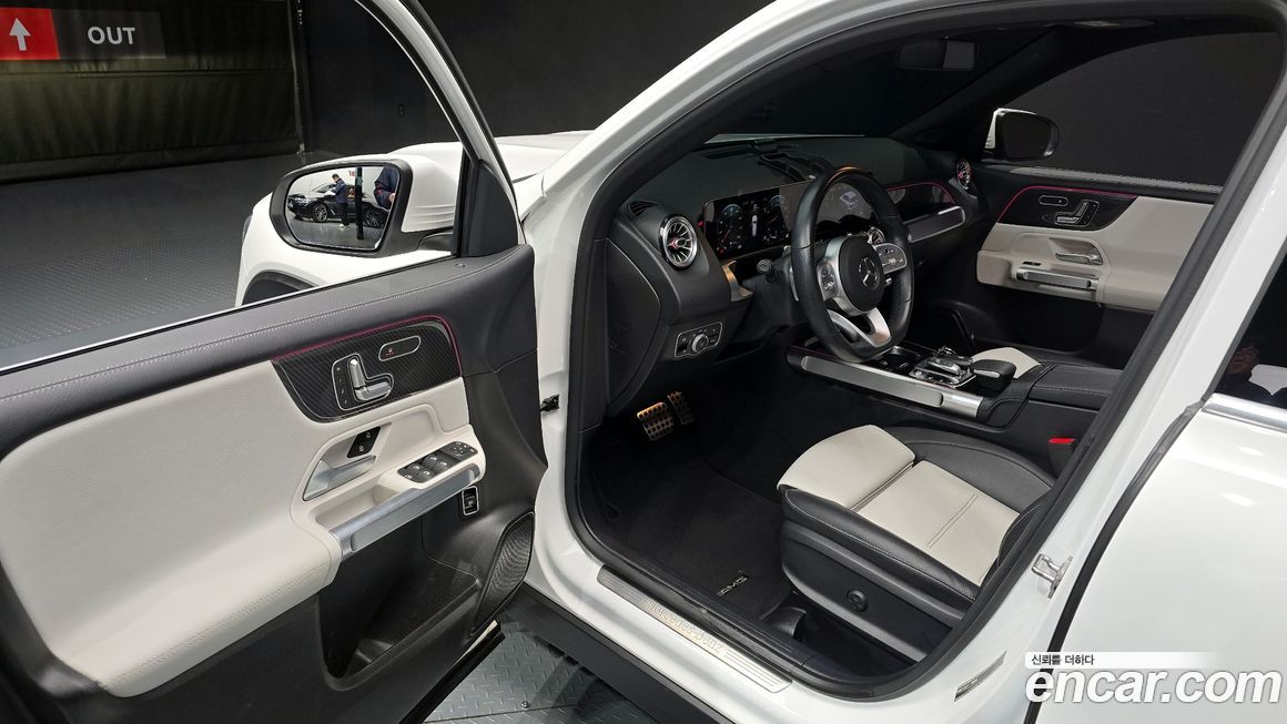 Mercedes-Benz GLB-Class 2020