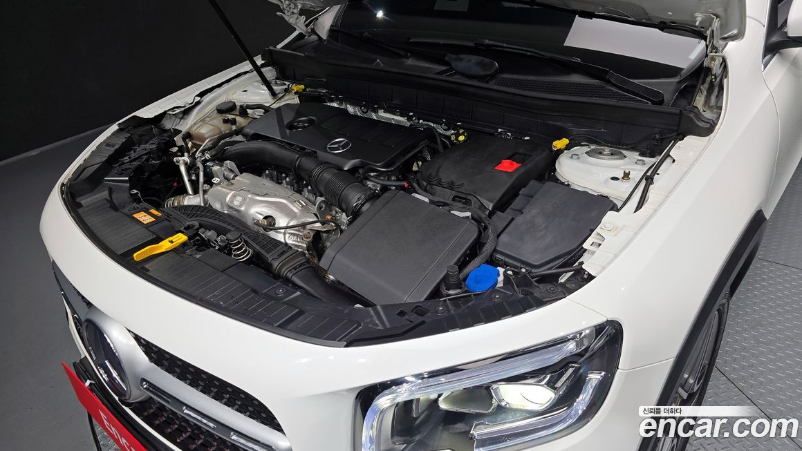 Mercedes-Benz GLB-Class 2020