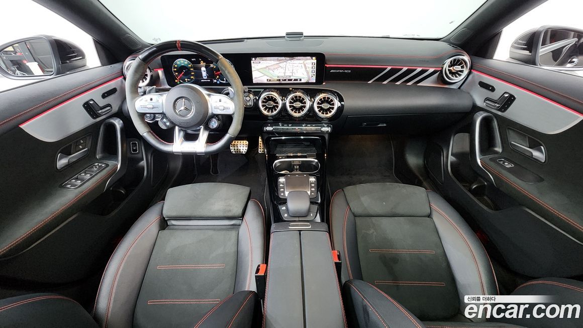 Mercedes-Benz CLA-Class 2021