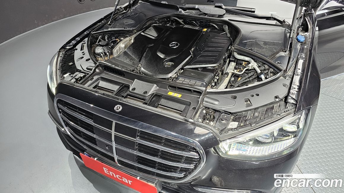 Mercedes-Benz S-Class 2021