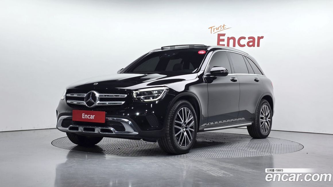 Mercedes-Benz GLC-Class 2021