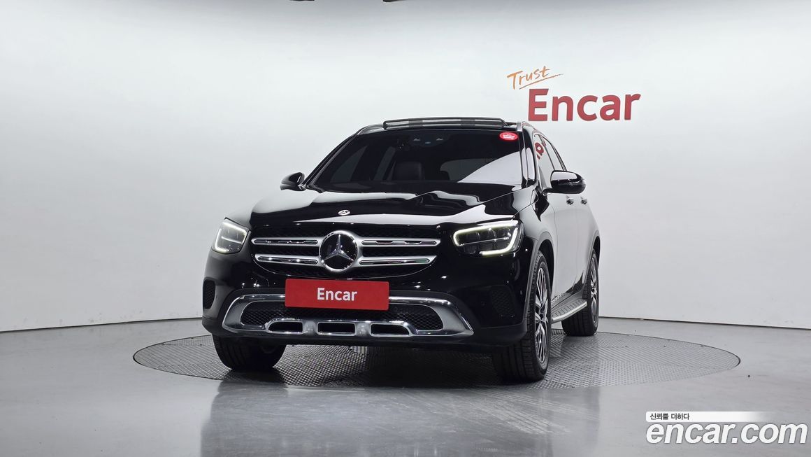 Mercedes-Benz GLC-Class 2021
