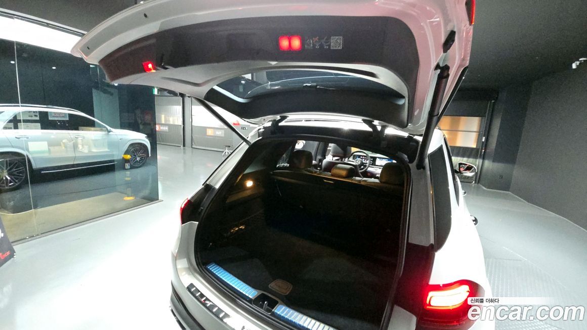 Mercedes-Benz GLE-Class 2025