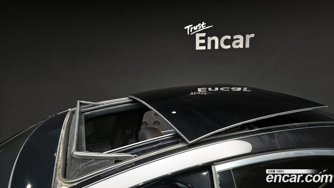 Mercedes-Benz S-Class 2021