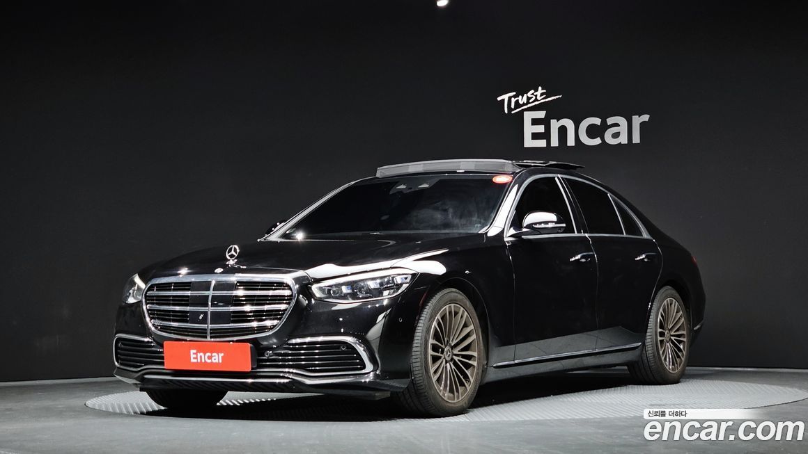 Mercedes-Benz S-Class 2021