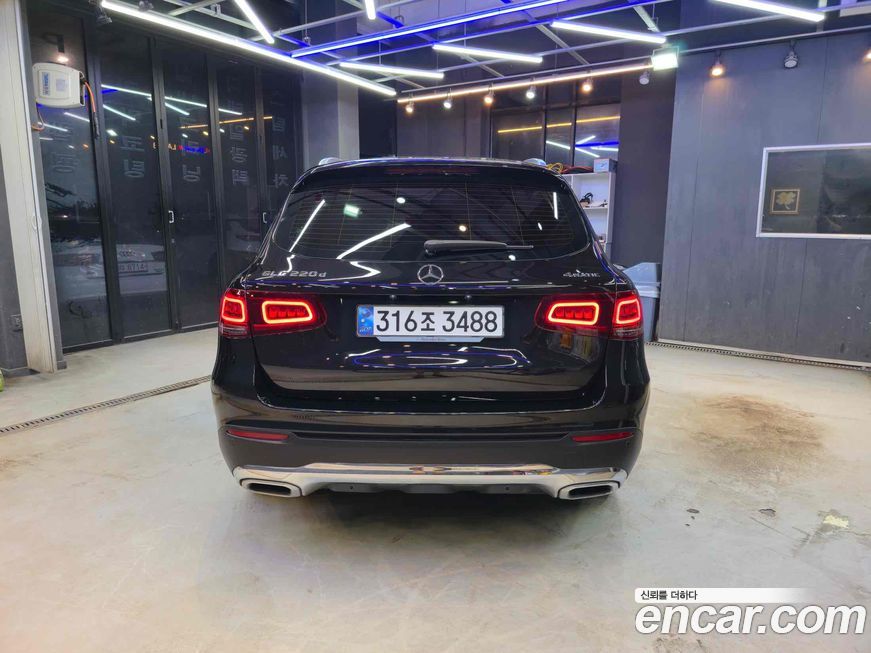 Mercedes-Benz GLC-Class 2020