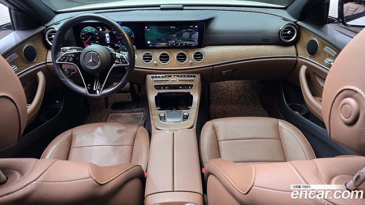 Mercedes-Benz E-Class 2021